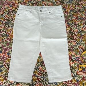 d. jeans Crisp White Cropped Jeans